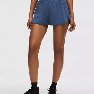 Lululemon Hotty Hot Shorts 4” Size Small | Perforated | Slate Blue